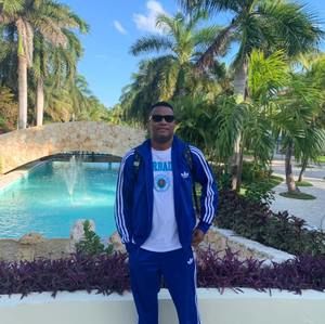 Meet your Posher, Serge